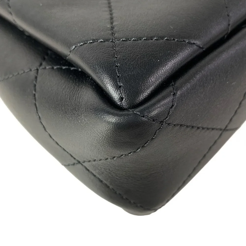Chanel Matelasse Shoulder Bag AS6255